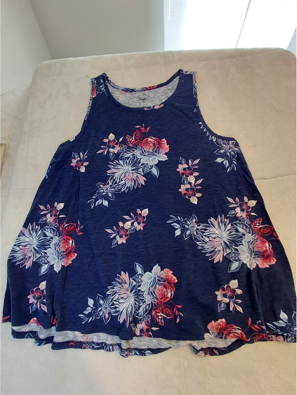 Sonoma Floral Print Sleeveless Tank Top Size Large. 118